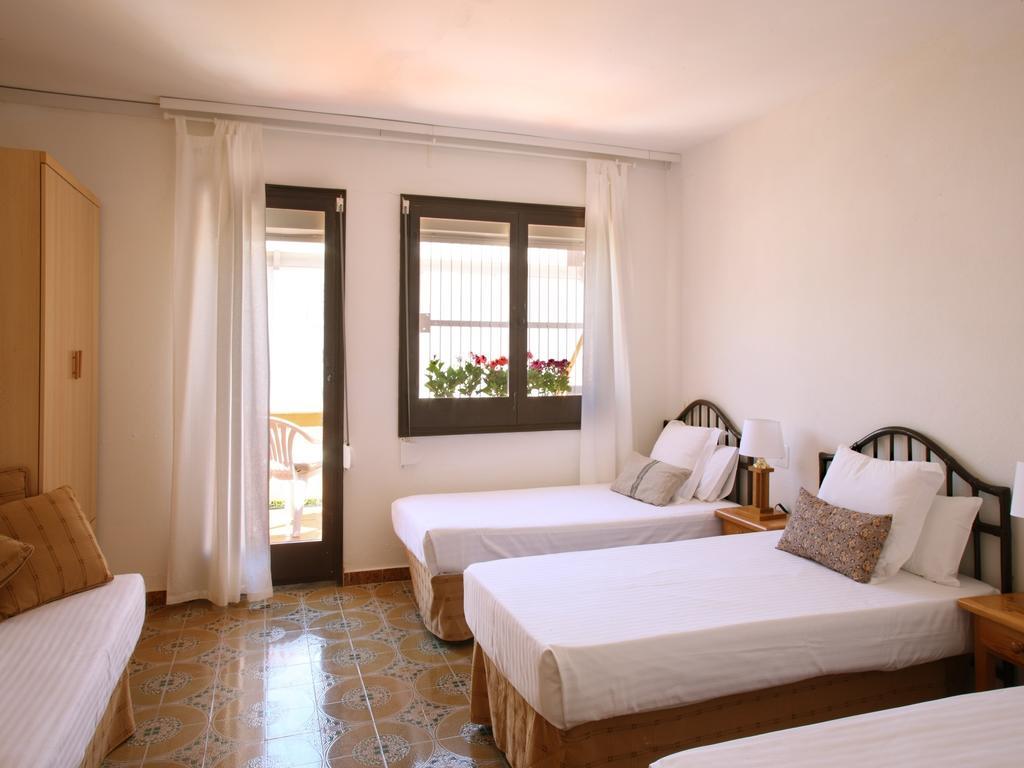 Casa Adosada En Platja De Pals By Apartaments Golf Phòng bức ảnh